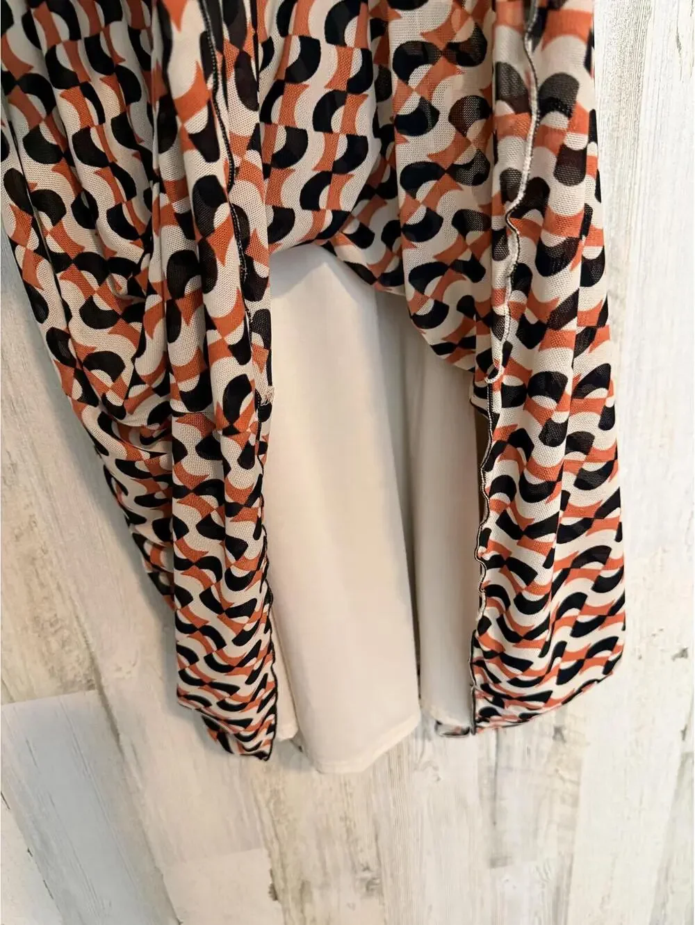 Max Studio Women's XS Dress Midi V-Neck Retro Print Empire Waist Orange Black